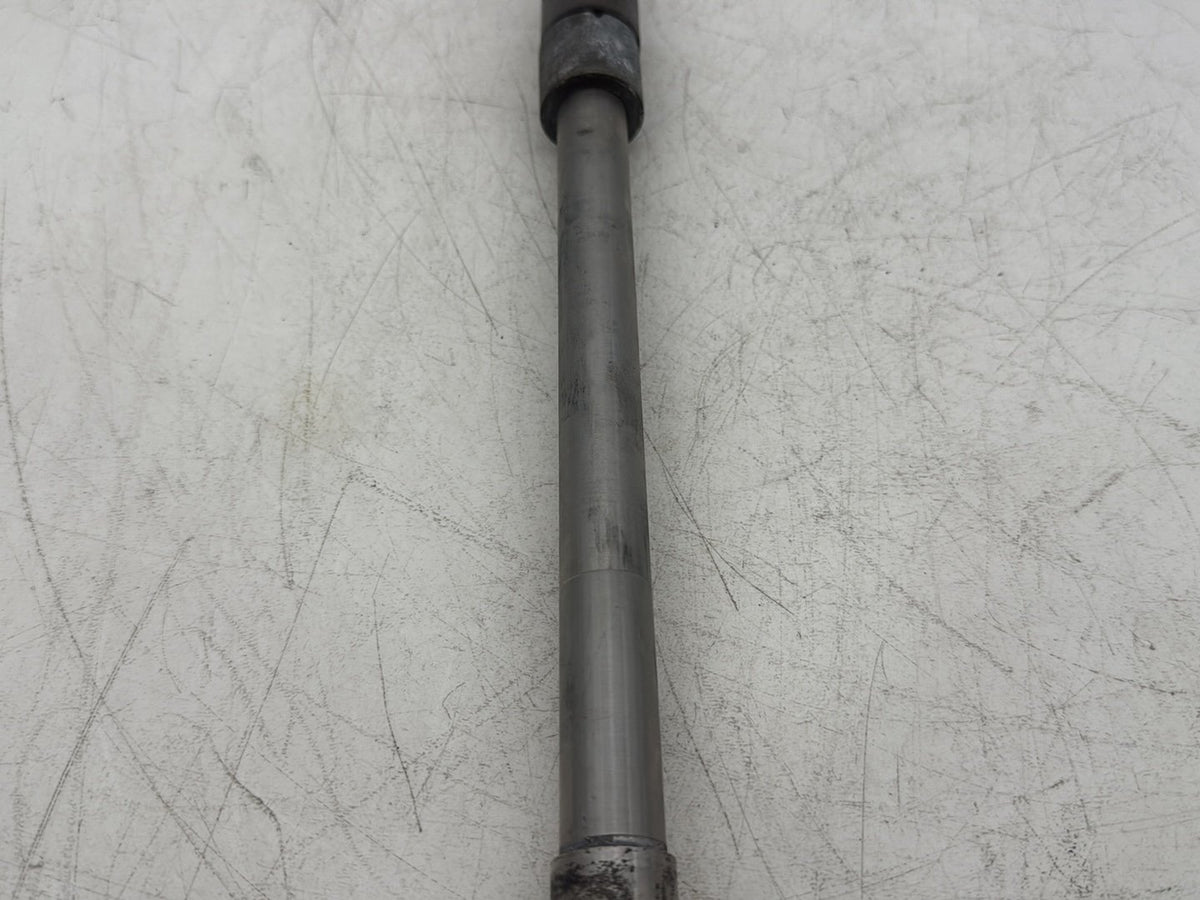 2005 Harley Dyna FXDWG Wide Glide OEM Front Wheel Axle Bolt Shaft 43346-83B