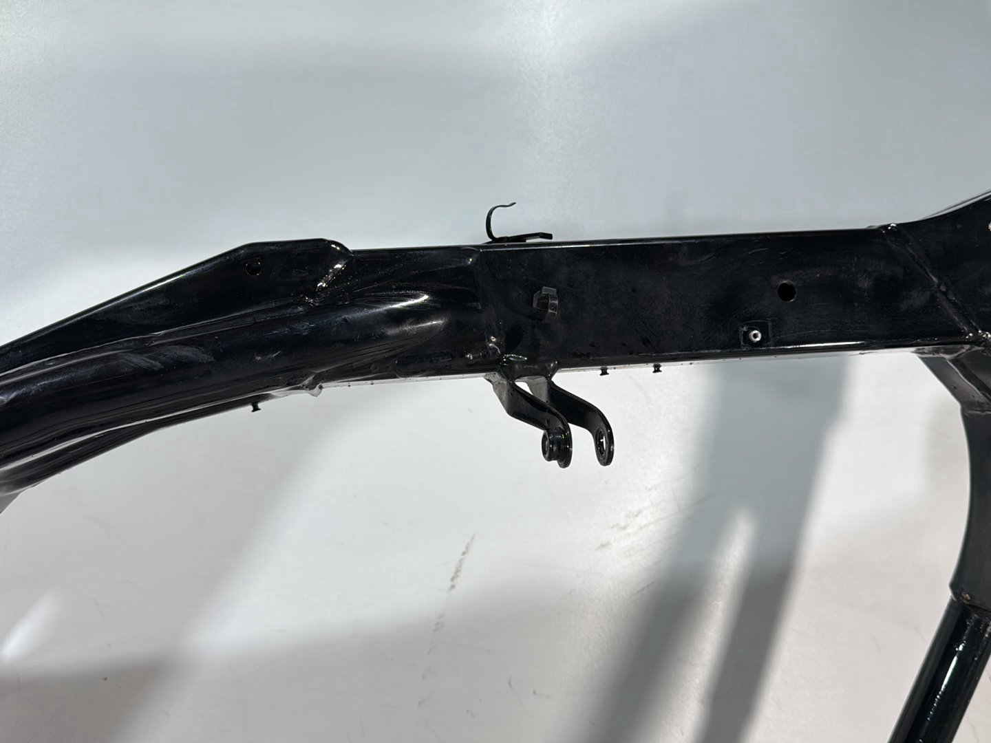 2005 Harley Touring FLHRCI Road King Classic OEM Body Main Frame Chassis SLVG