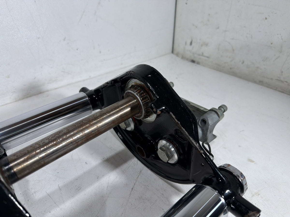 10 Harley Street Glide Touring OEM Front Triple Tree Set LH RH Fork Legs Sliders