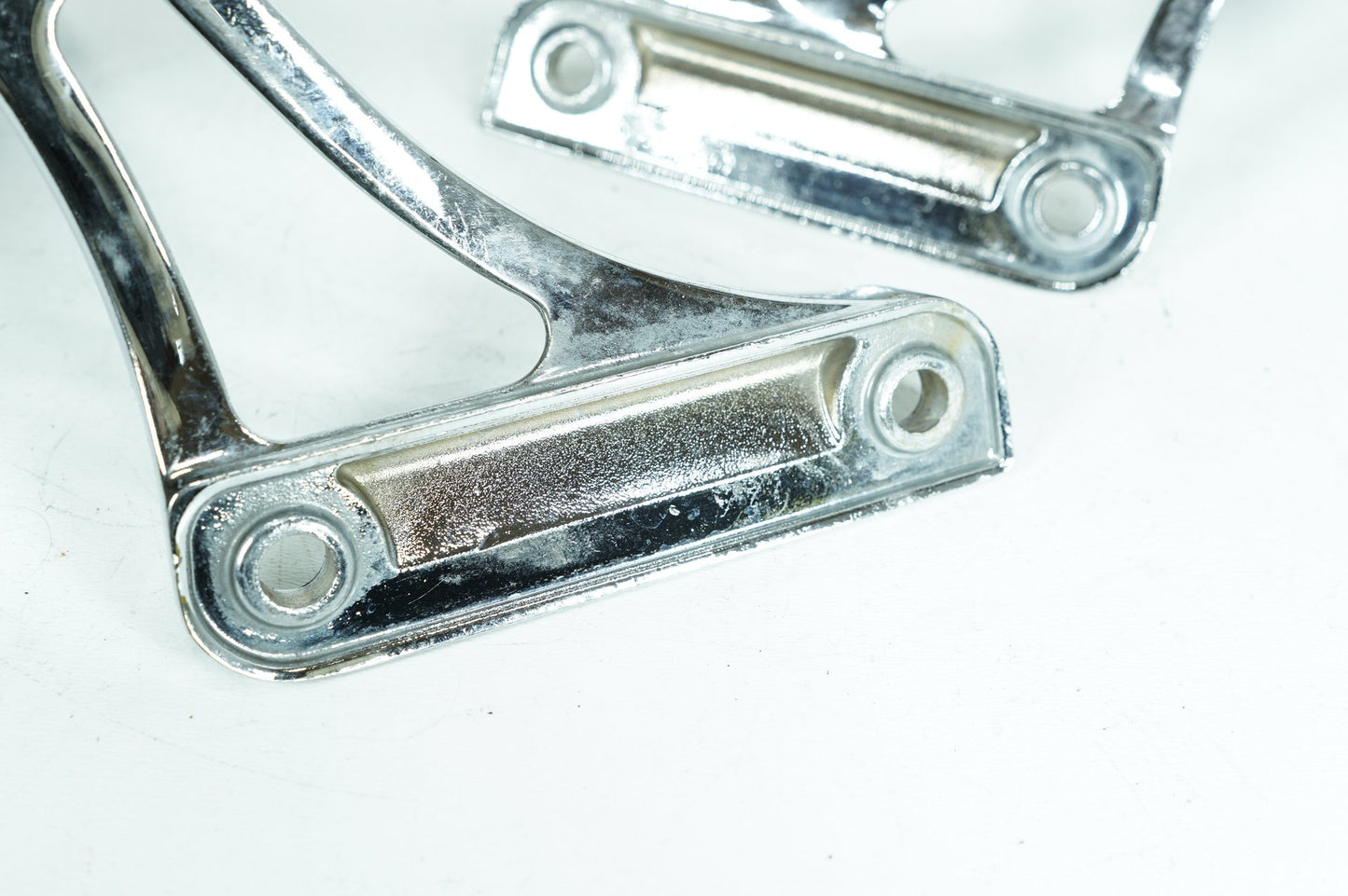 2007 - 2012 Harley-Davidson Softail Heritage Classic Passenger Left & Right Foot Pegs  	33189-63