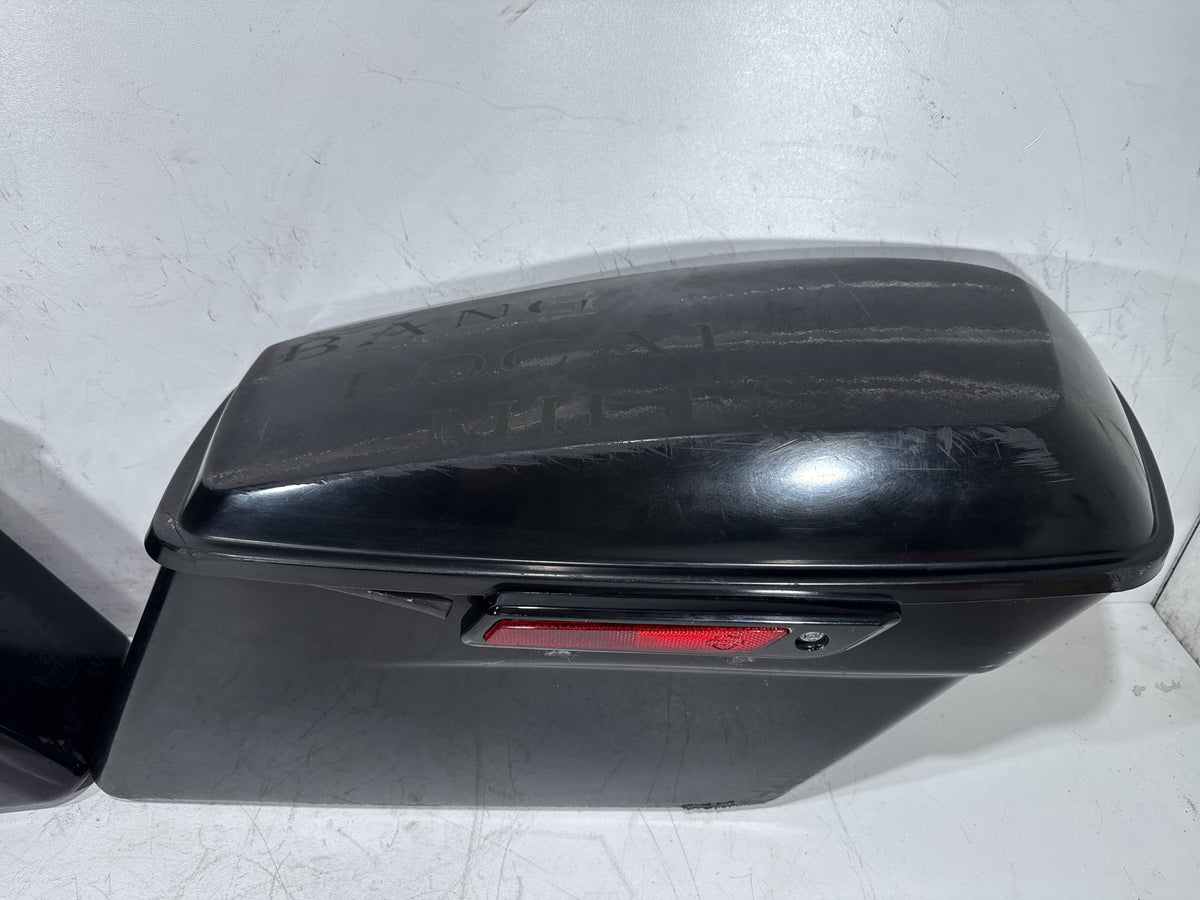 11 Harley Street Glide Touring FLHX-103 OEM Left Right Saddlebags Luggage NOKey