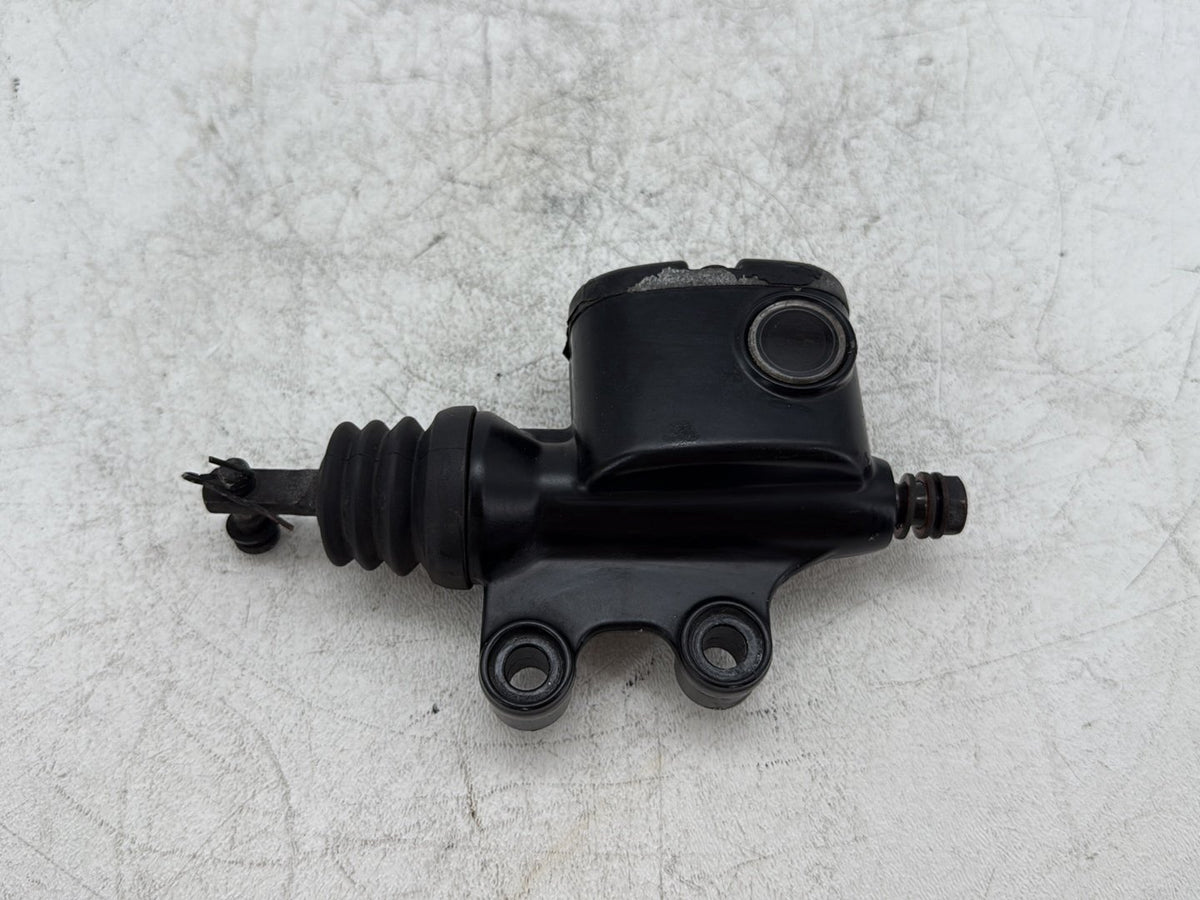 2009 Harley Road King Touring Police OEM Rear Brake Master Cylinder Reservoir