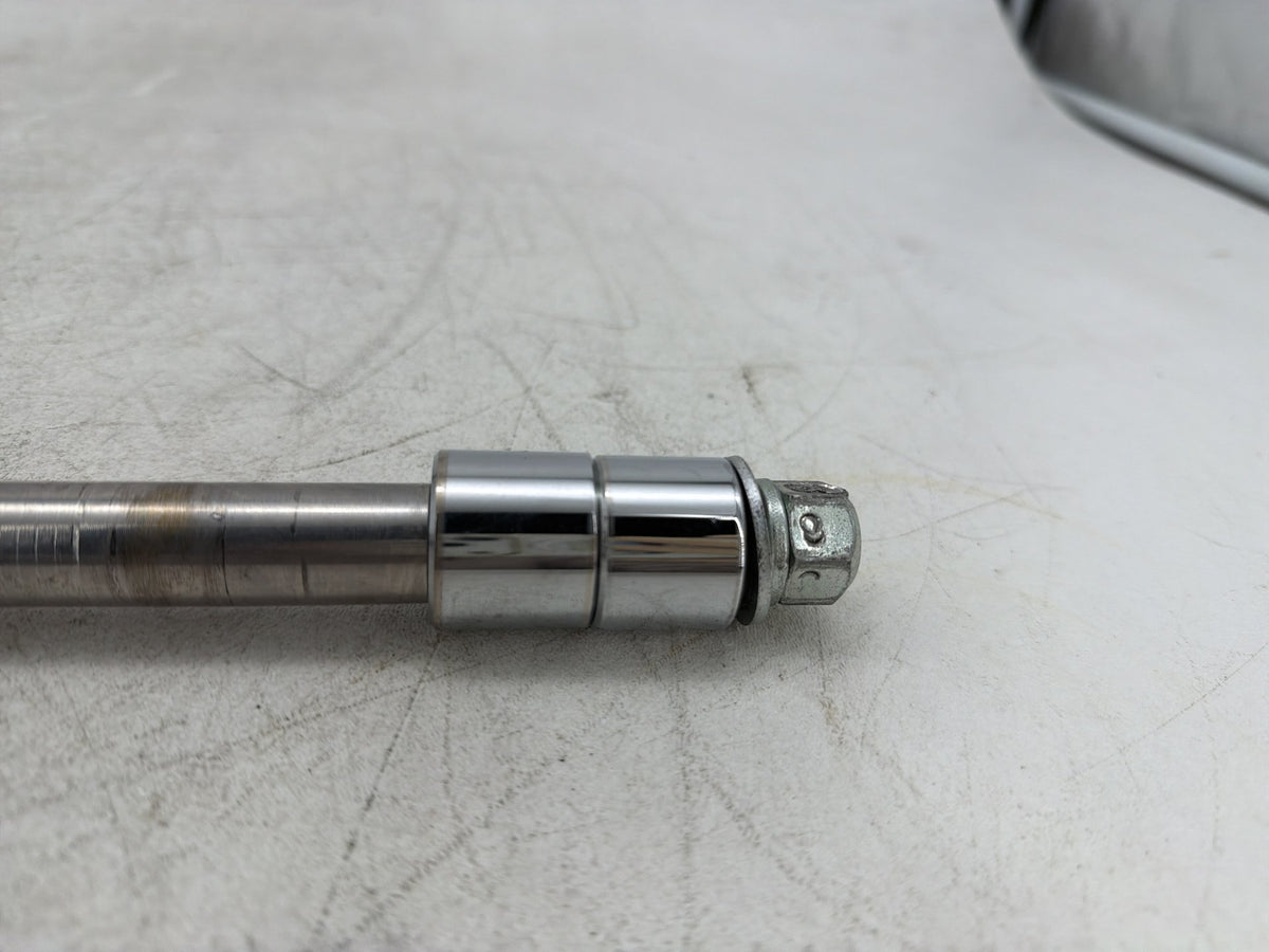 2002 Harley Dyna Wide Glide FXDWG OEM Front Wheel Axle Bolt Shaft