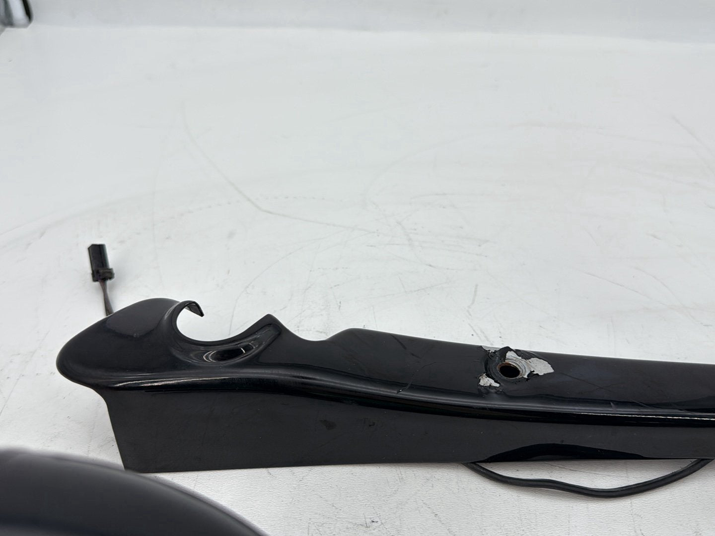 2004 - 2013 Harley-Davidson Sportster 1200 Custom Rear Left Right Fender Struts Bracket & Turn Signal  59902-04