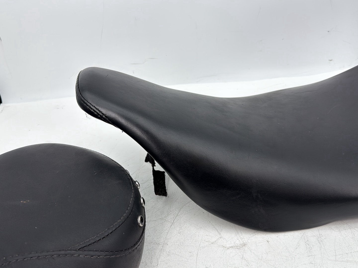 2006 Harley Touring FLHRI Road King OEM Passenger Driver Seat Saddle Le Pera