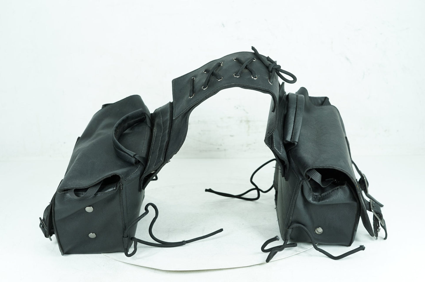 2007 - 2017 Harley-Davidson Dyna Street Bob Rear Left Right Saddlebags Luggage Leather KEMIMOTO