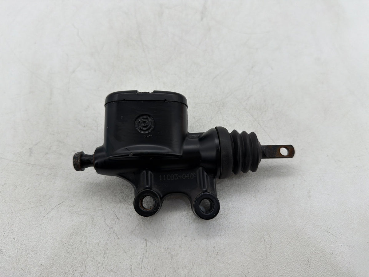 2011 Harley Road King Touring FLHR OEM Rear Brake Master Cylinder Reservoir