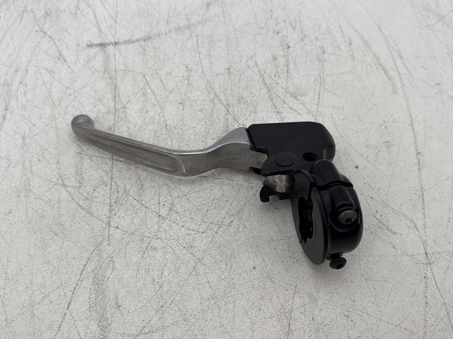 2012 Harley Street Glide Touring FLHX OEM Front Left Hand Clutch Control Lever