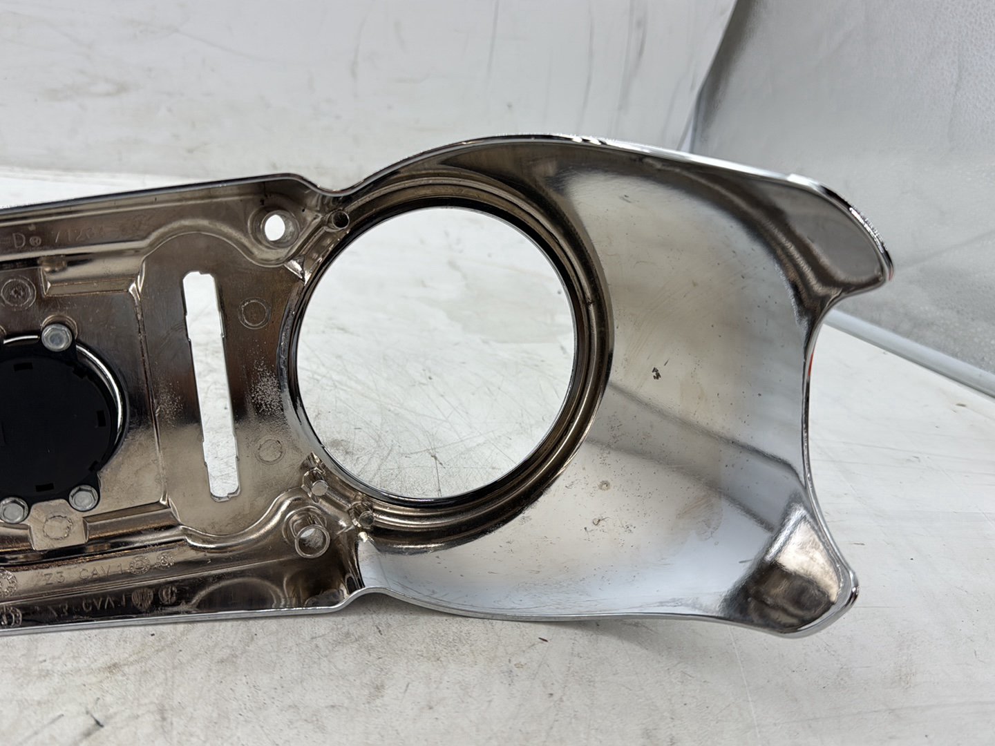 2012 Harley Dyna FXDF Fat Bob OEM Fuel Gas Tank Dash Console NOKey