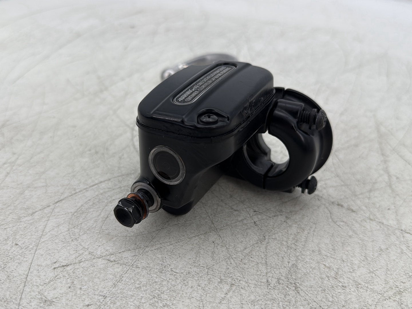 2011 Harley Street Glide Touring FLHX OEM Front Right Brake Lever Master Cylinder