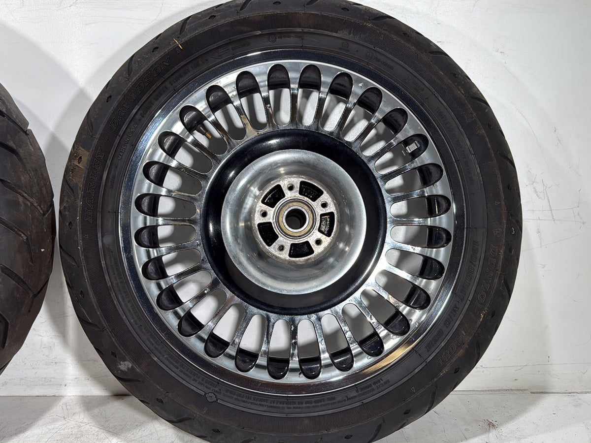 2010 Harley Electra Glide Touring Ultra OEM Front & Rear Wheel Rim Tire 16" 17"