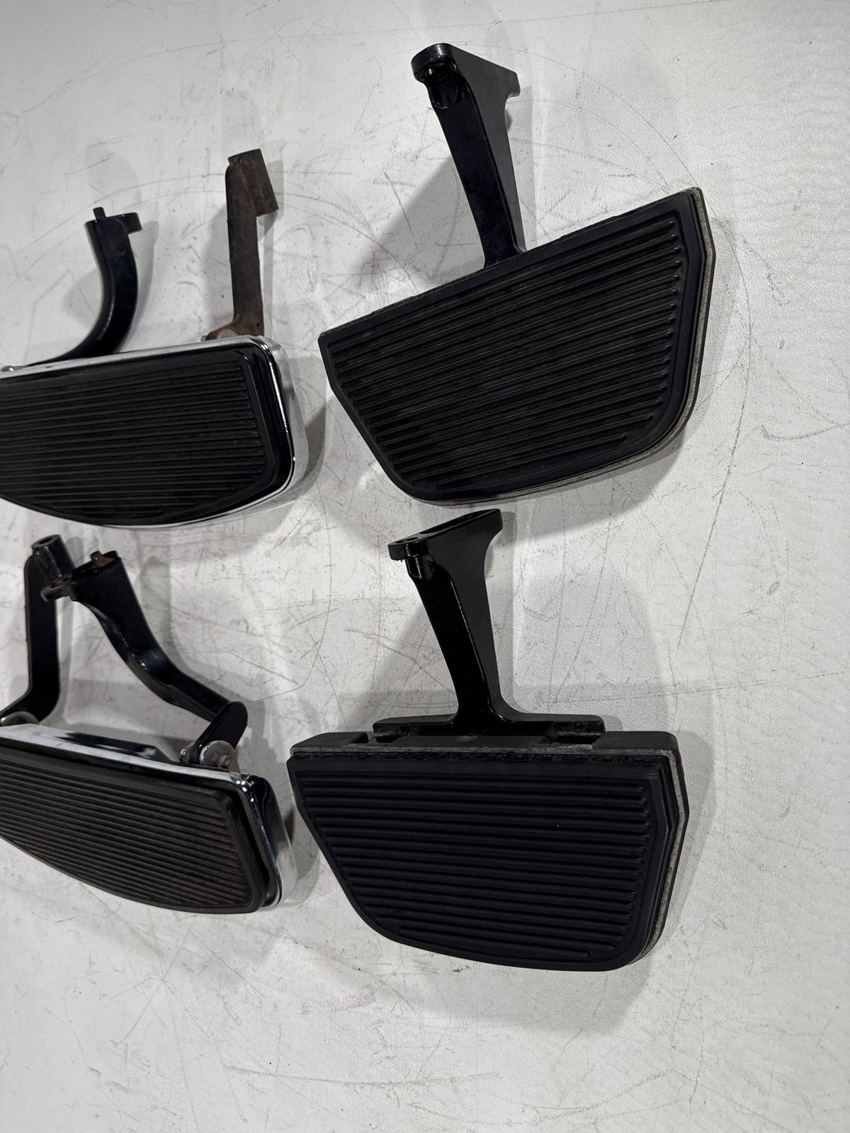 2012 Harley Electra Touring OEM Left Right Driver & Pass Floorboard Foot Rest