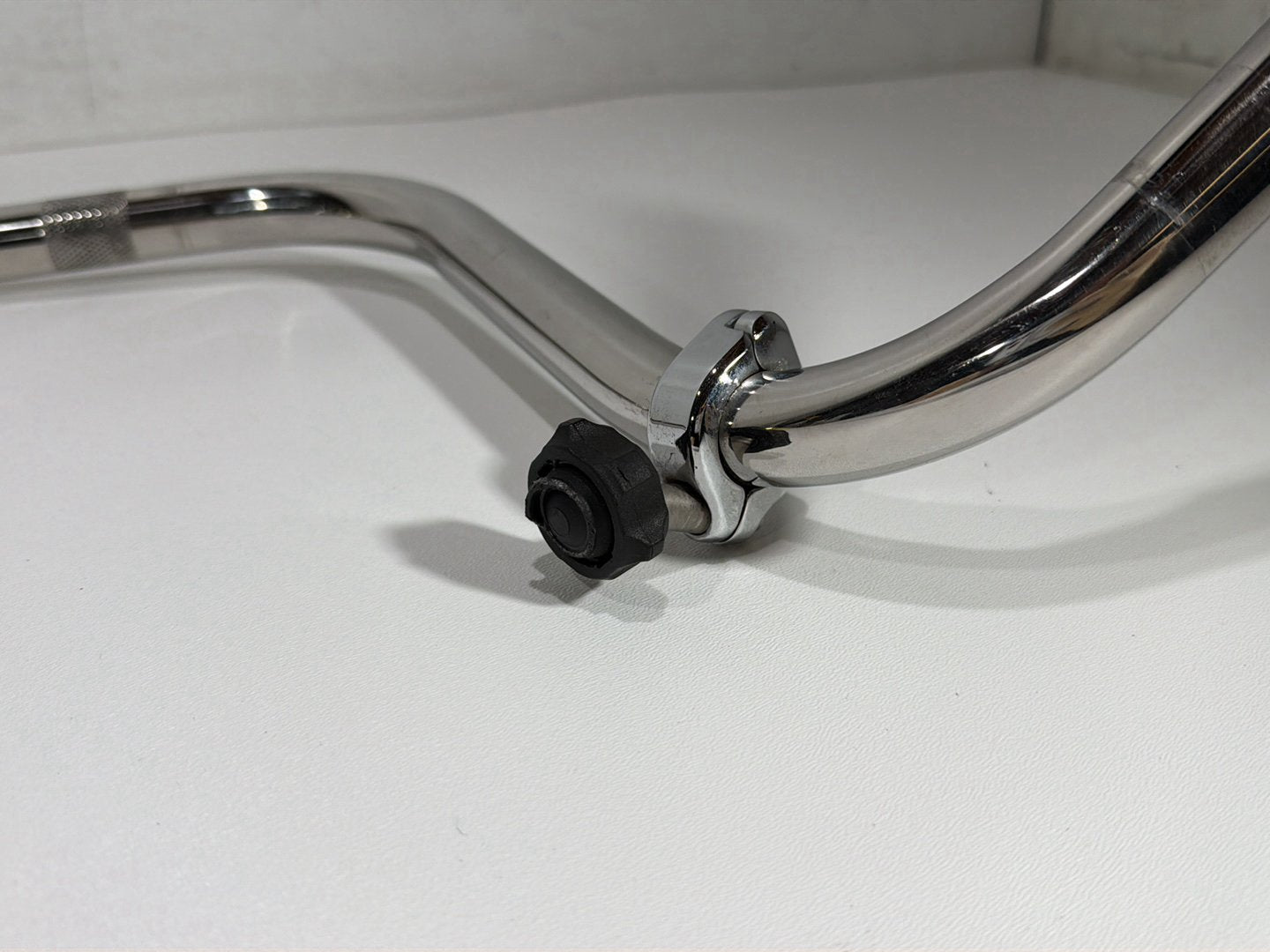2011 Harley Heritage Softail Classic FLSTC OEM Front Handlebars Handle Bars