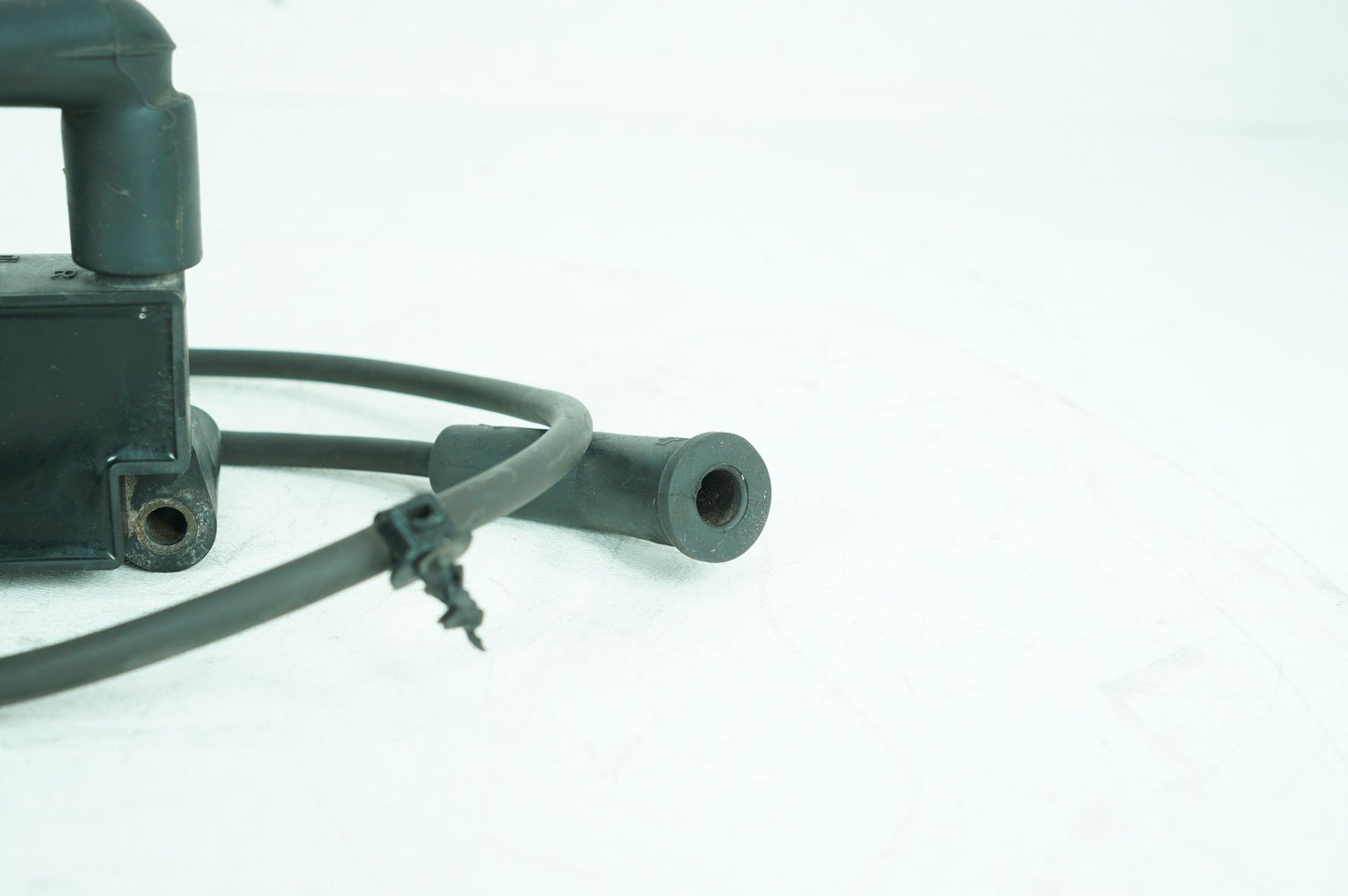 2007 - 2012 Harley-Davidson Touring Electra Glide Ultra Ignition Coil Spark Plugs Cable 31696-07A