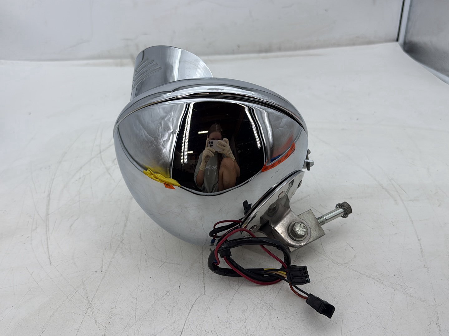 2005 Harley Heritage Softail Classic OEM Headlight Headlamp Head Light Halogen