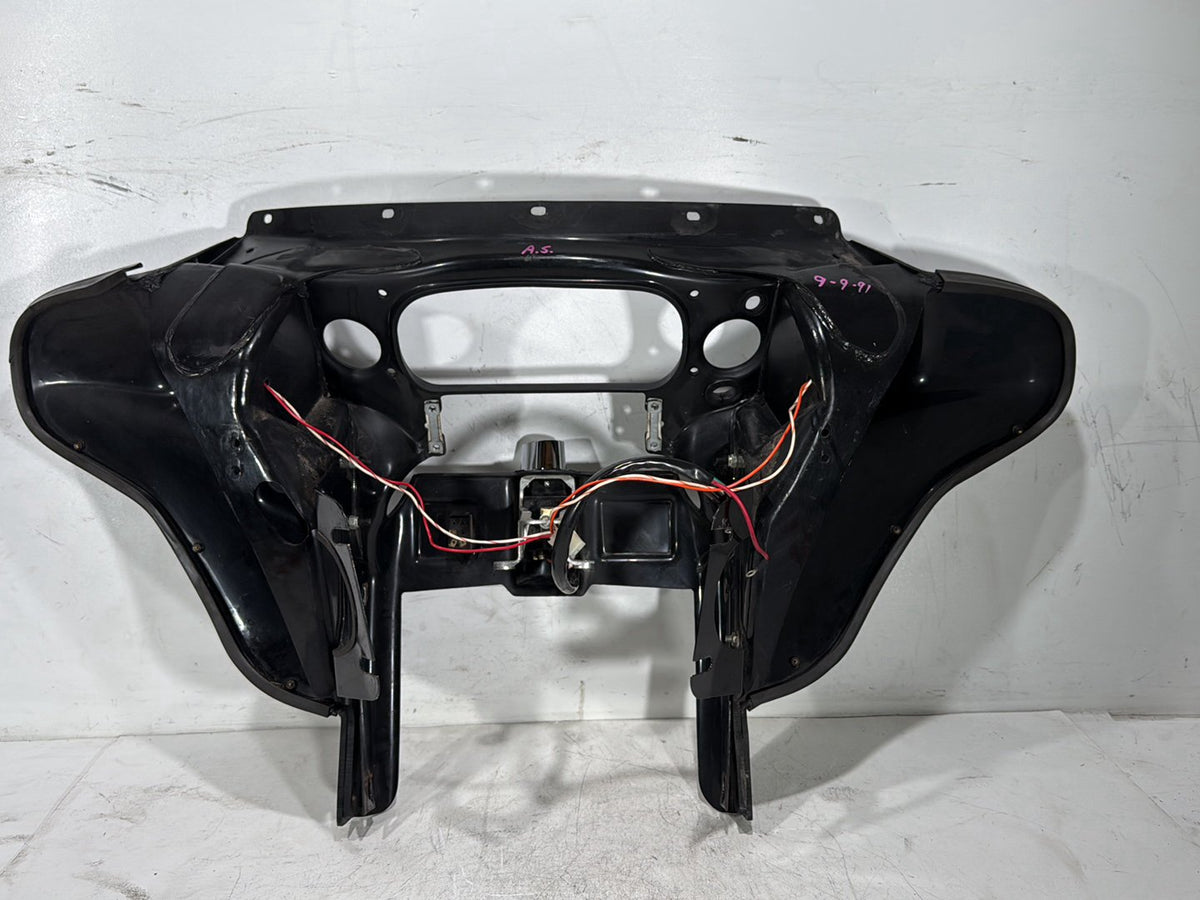 1992 Harley Electra Glide Touring Classic OEM Front Inner Batwing Fairing Cover