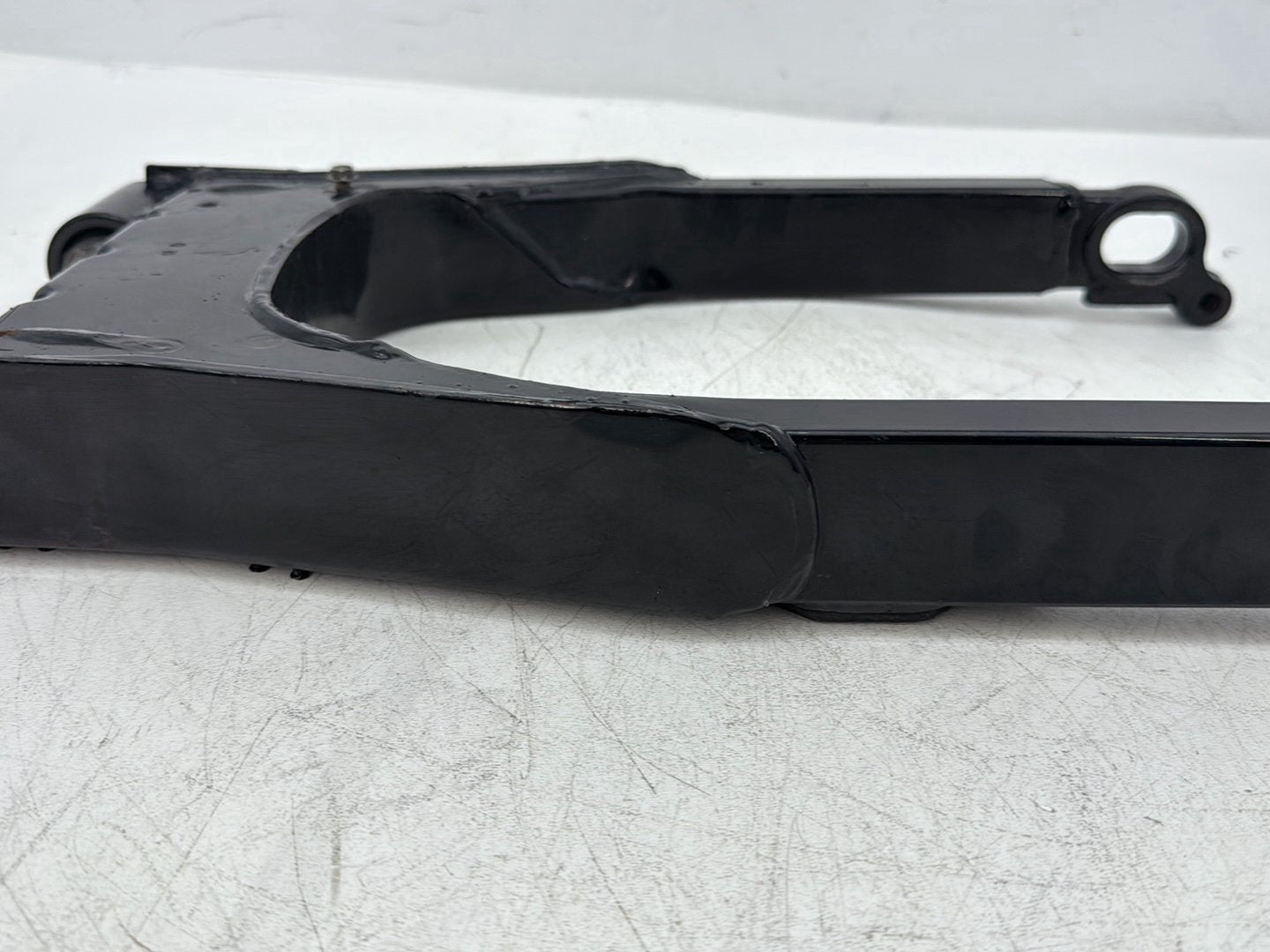 2008 Harley Electra Glide Touring Ultra FLHTCUI OEM Rear Fork Swingarm Swing Arm