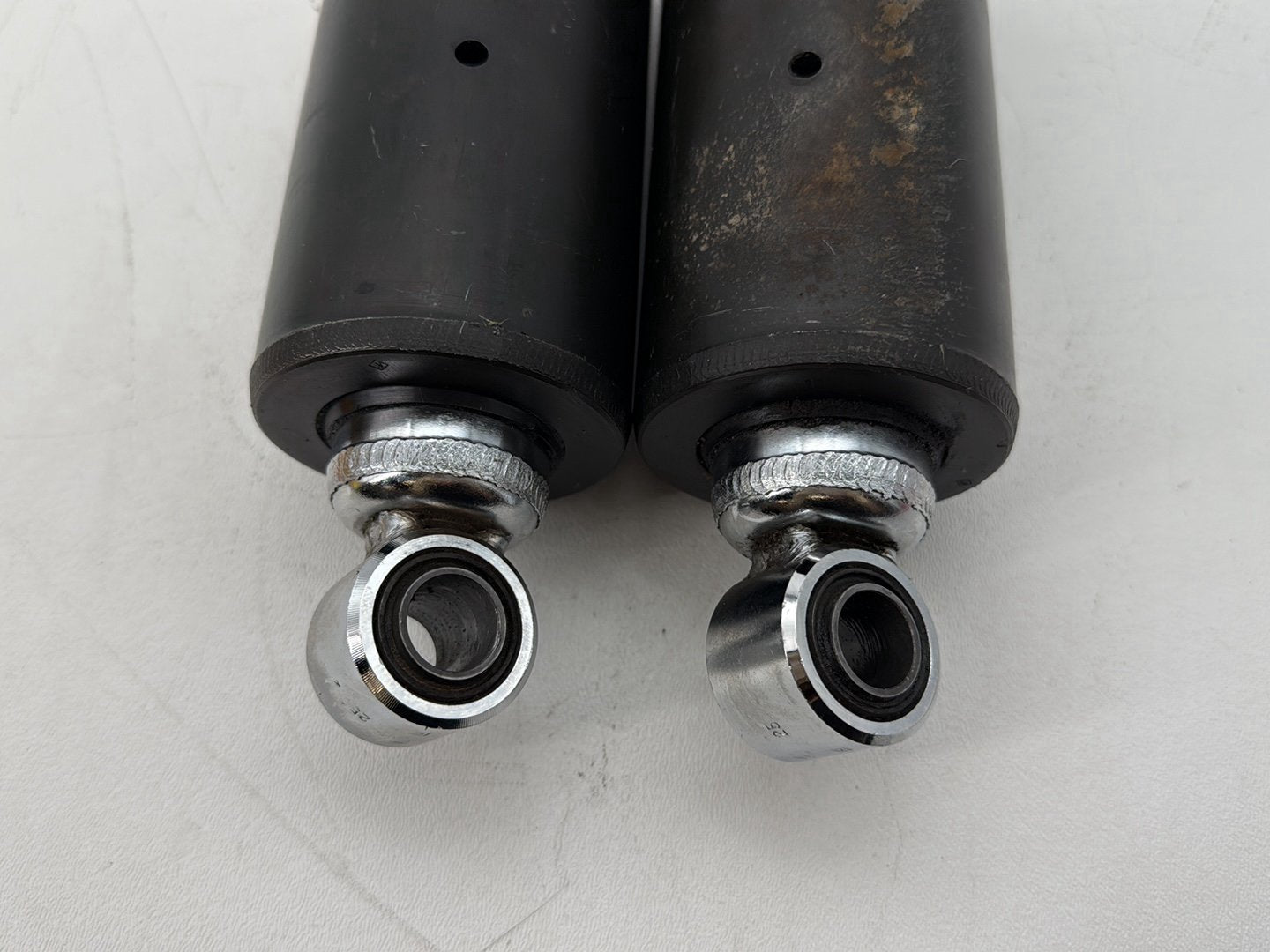 1991 Harley Heritage Softail Classic FLSTC OEM Rear Left Right Shock Absorbers