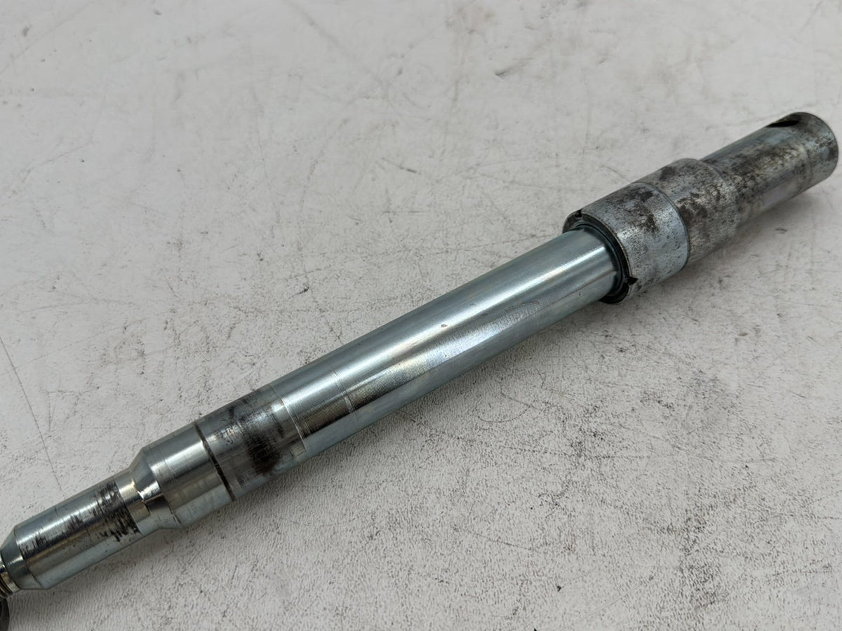 2006 Harley Street Glide Touring FLHXI OEM Front Wheel Axle Bolt Shaft