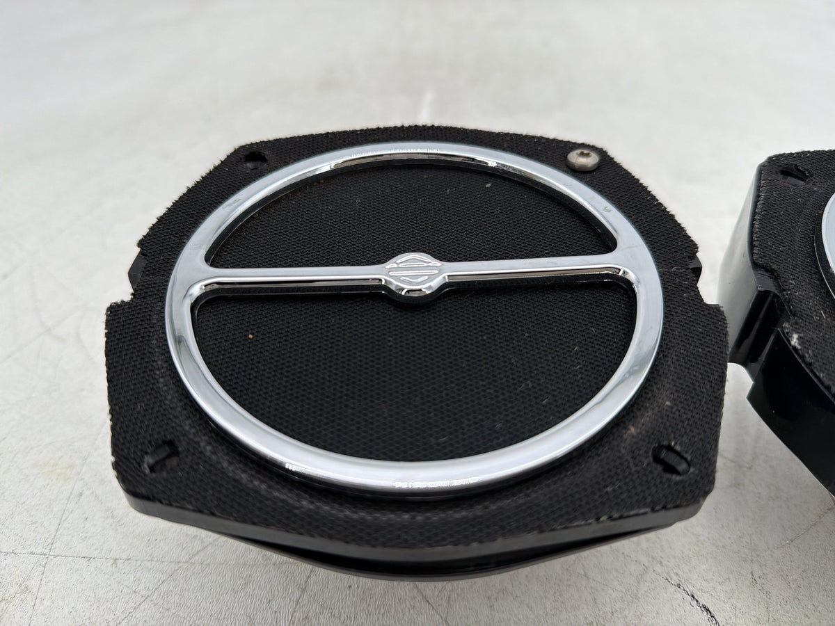 2009 Harley Electra Glide Touring CVO Eagle OEM Left Right Sound Audio Speakers