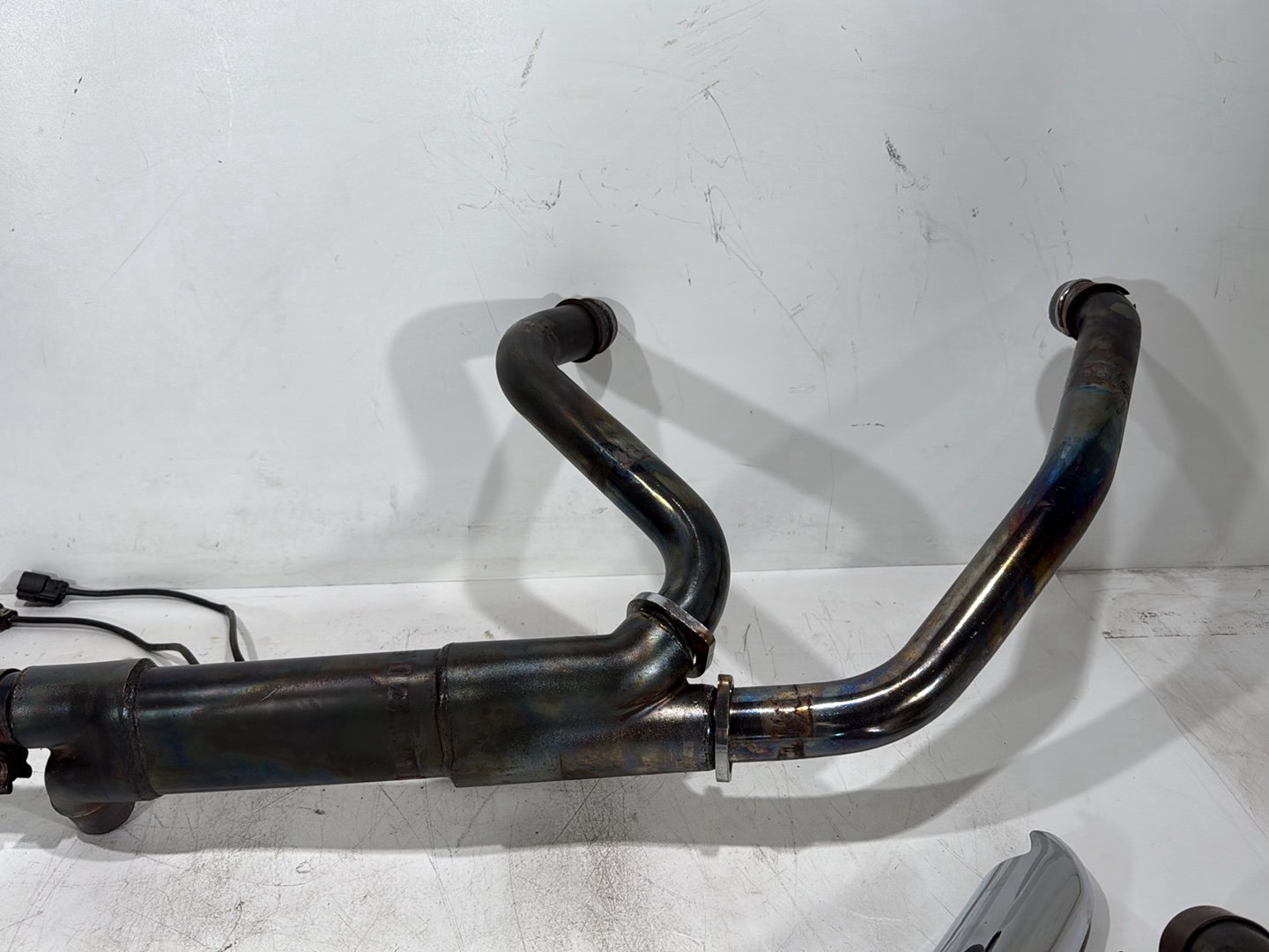 2011 Harley Street Glide Touring FLHX OEM Exhaust Header Pipes Muffler