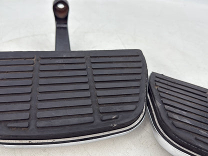 1999 - 2006 Harley-Davidson Touring Electra Glide Ultra Left & Right Passenger Floorboard Foot Rest 50606-86A
