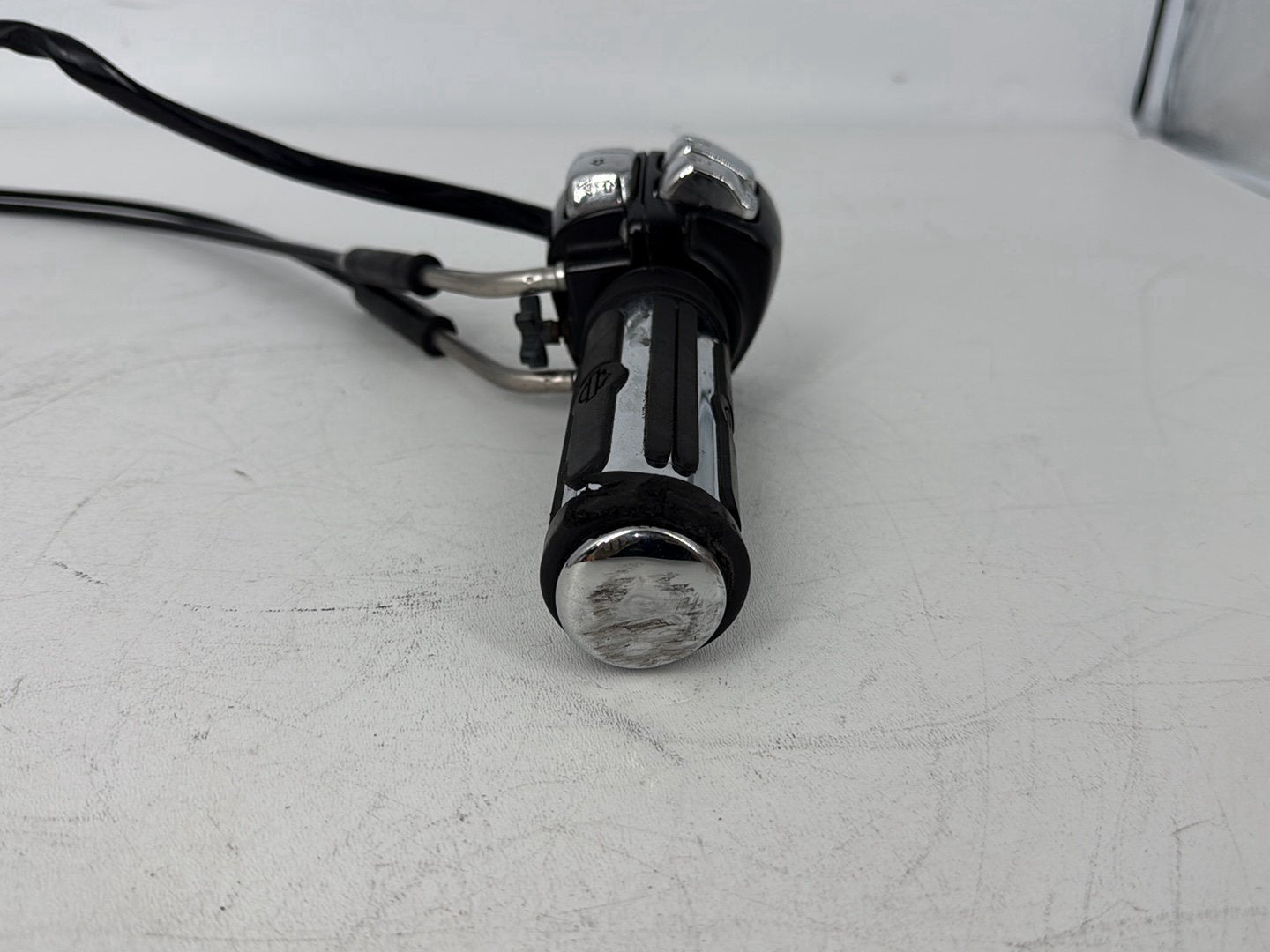 2005 Harley Sportster XL883C 883 Custom OEM Right Engine Start Kill Switches Controls