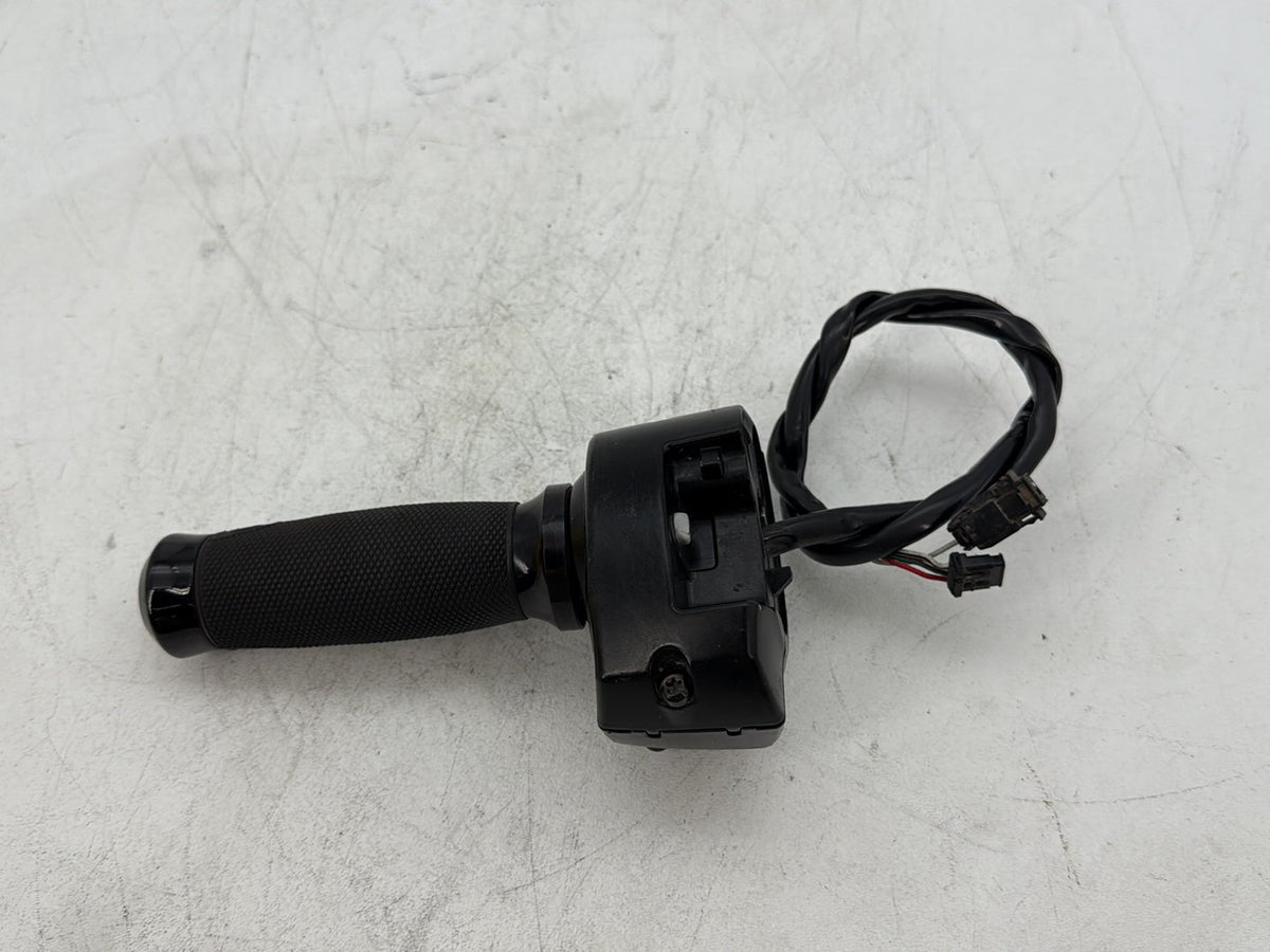 2018 Harley Electra Glide Touring OEM Right Engine Start Kill Switches Controls