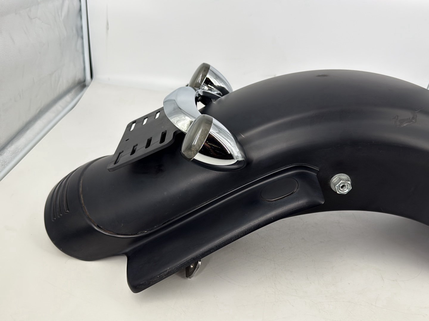 2008 - 2016 Harley-Davidson Touring Street Glide Rear Wheel Fender & Turn Signals Bar 59731-09