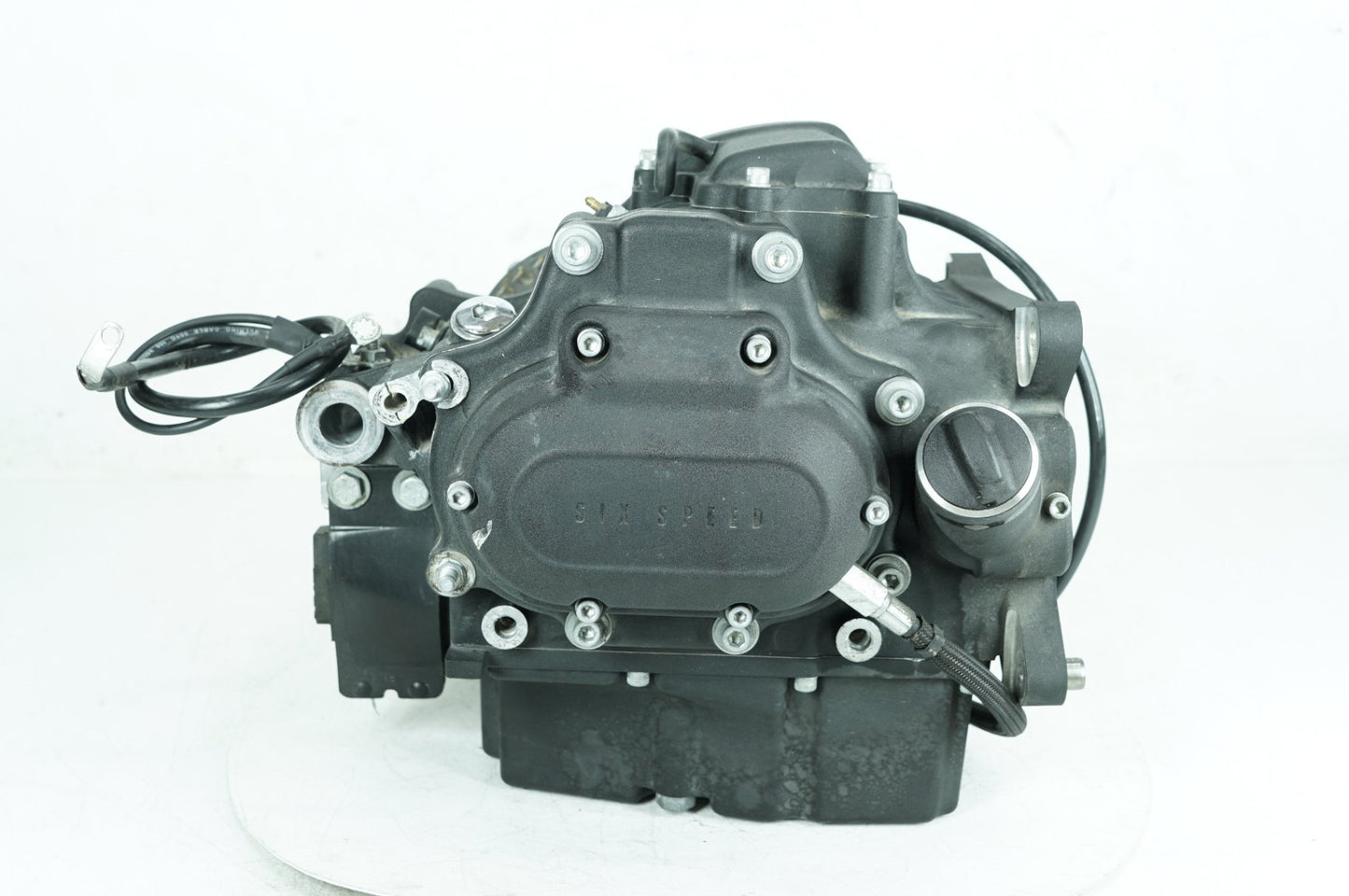 2007 - 2017 Harley-Davidson Dyna Fat Bob 6 Speed Transmission Gearbox  	33083-10A