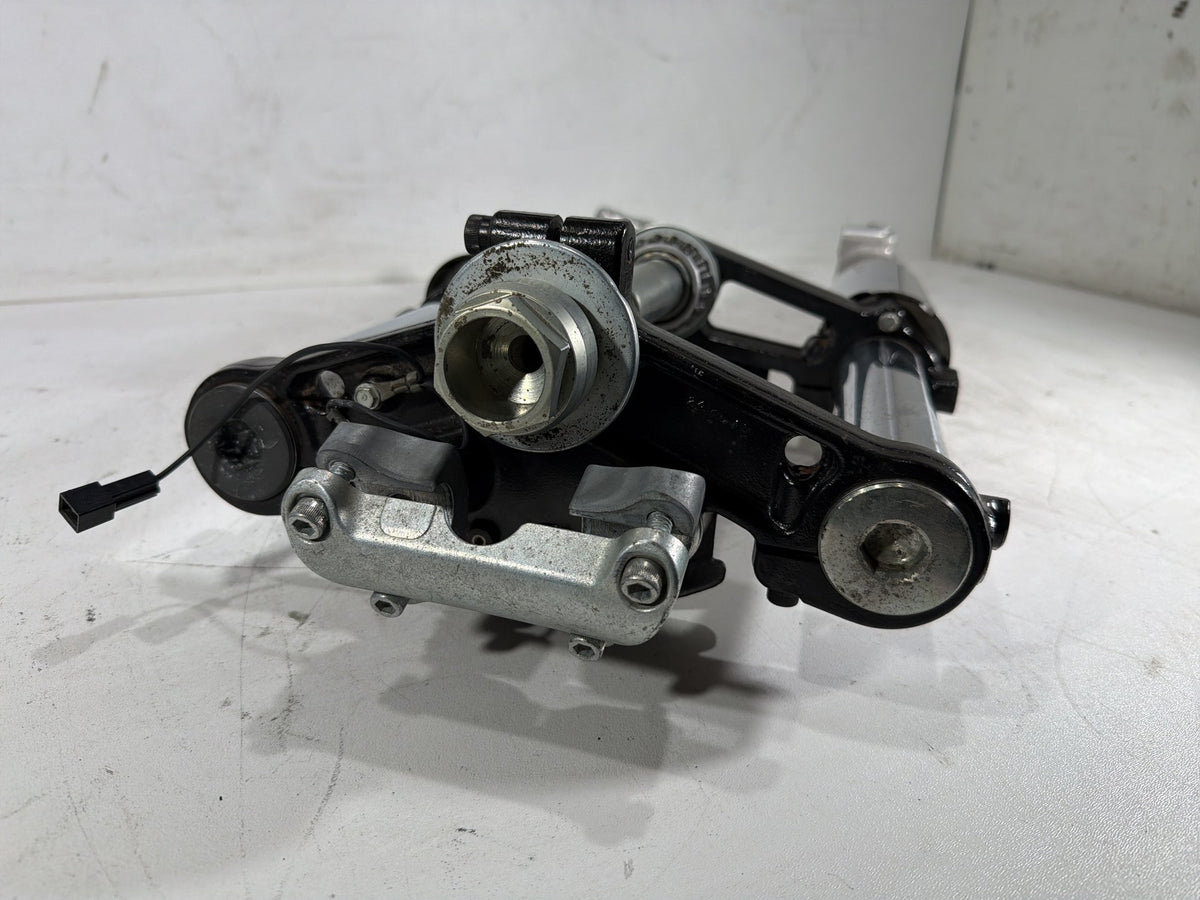 15 Harley Electra Glide Touring Front Triple Tree Set & LH RH Fork Legs Sliders