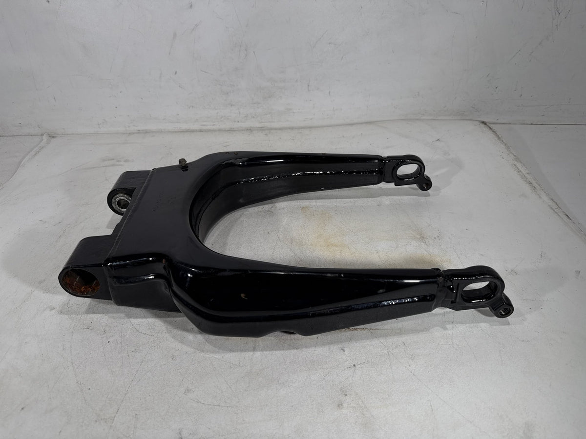 2011 Harley Electra Glide Touring Ultra OEM Rear Fork Swingarm Swing Arm