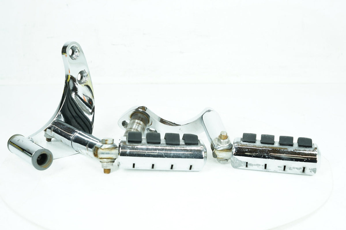 2004 Harley Dyna FXDLI Low Rider OEM Left & Right Driver Step Foot Rest Pegs
