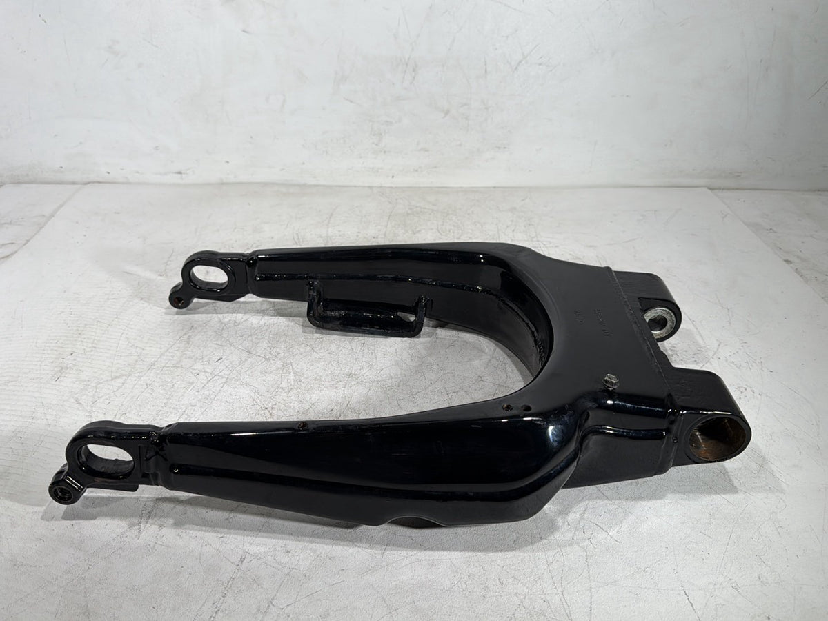2011 Harley Electra Glide Touring Ultra OEM Rear Fork Swingarm Swing Arm