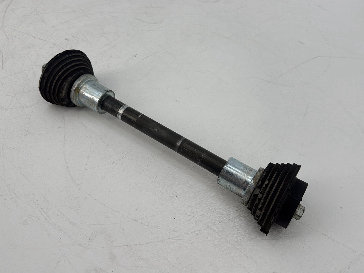 2008 - 2016 Harley-Davidson Touring Electra Glide Ultra Rear Fork Swingarm Pivot Bolt Shaft