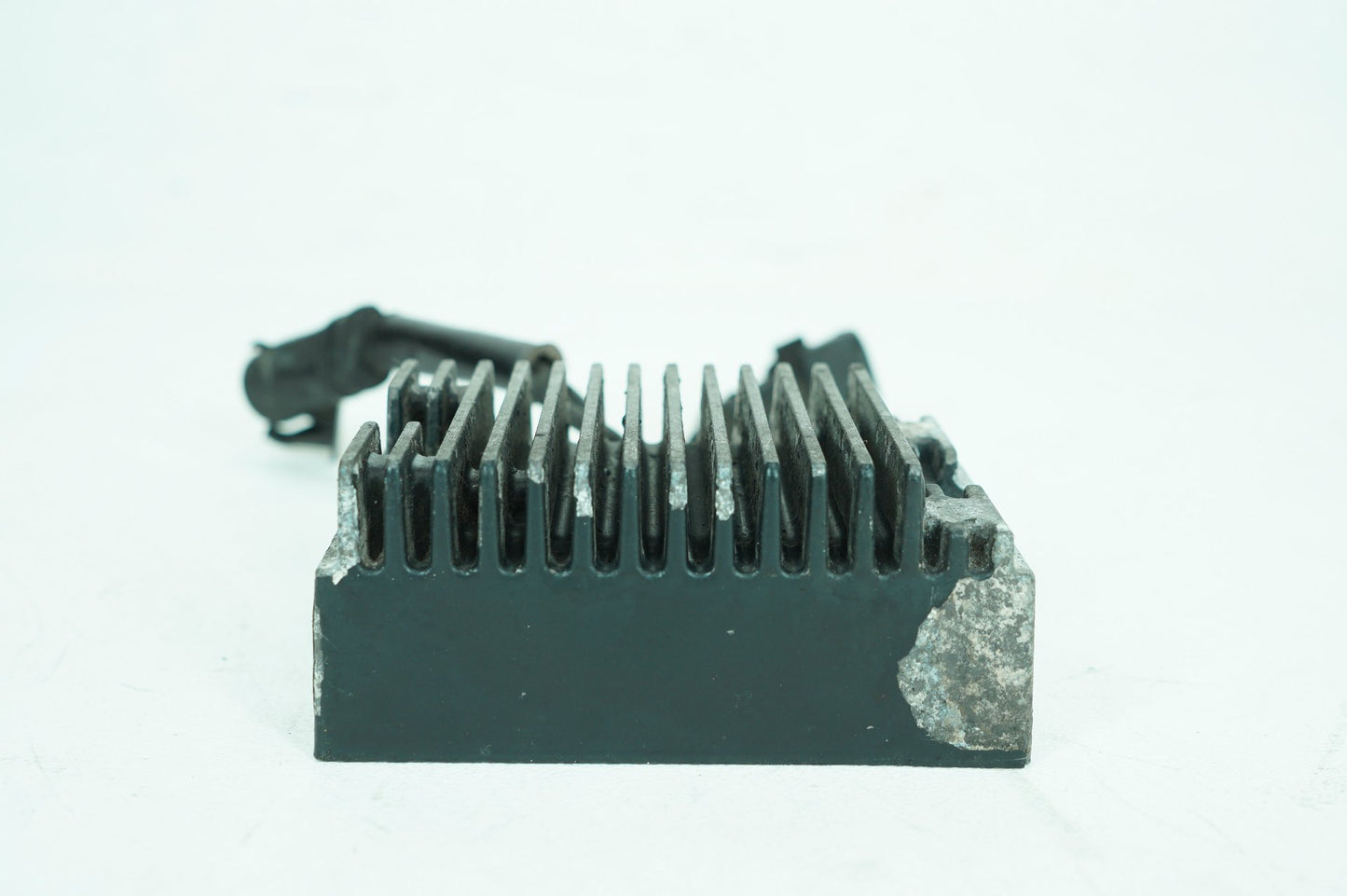 2004 - 2013 Harley-Davidson Sportster Custom Voltage Regulator Rectifier  74546-07