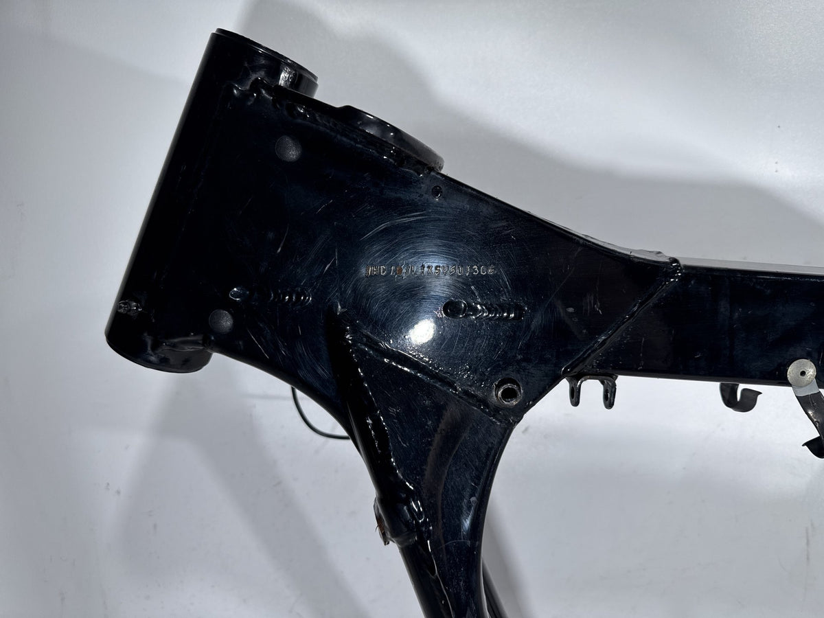 1995 Harley Electra Glide Touring FLHT OEM Body Main Frame Chassis CLN CLR