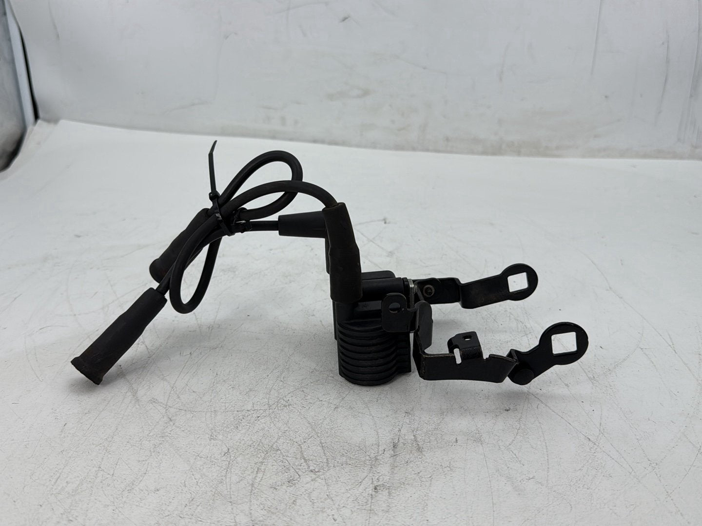 2009 Harley Sportster 883 Low XL883L OEM Ignition Coil Spark Plugs Cable