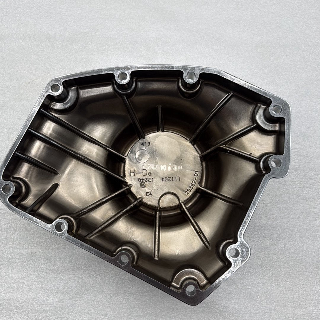 1999 - 2006 Harley-Davidson Touring Electra Glide Classic Engine Motor Timing Chain Cover 25362-01
