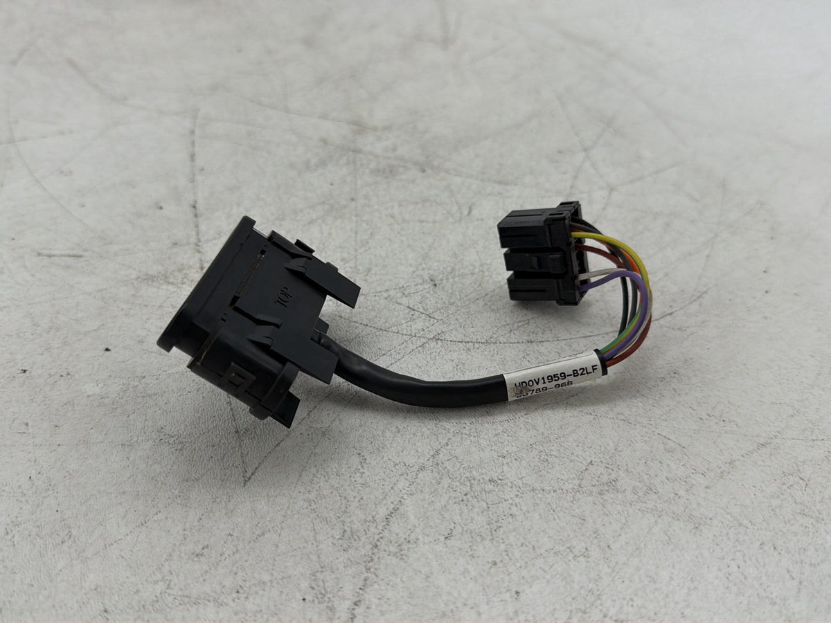 2013 Harley Electra Glide Touring CVO Screamin Eagle OEM Dash Indicator Lamp Wire Plug In