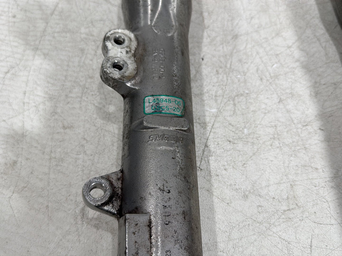2007 Harley Dyna Street Bob FXDB OEM Front Triple Tree Set & LH RH Fork Legs Sliders