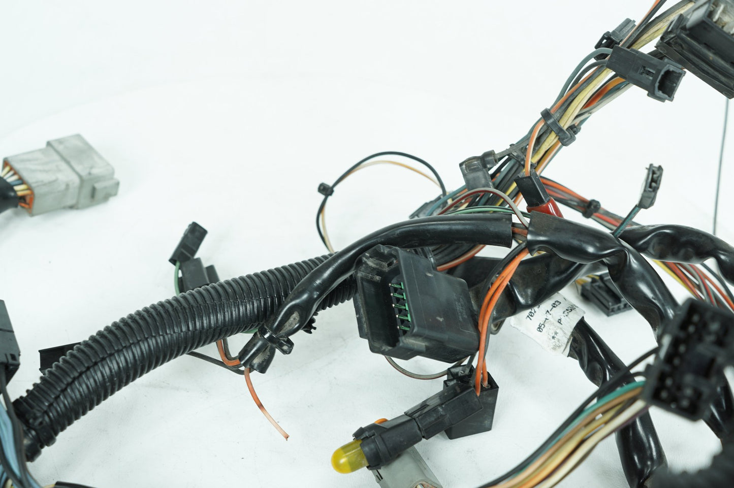 1999 - 2006 Harley-Davidson Touring Electra Glide Classic Front Sub Wiring Harness Loom Interconnect  	70232-03