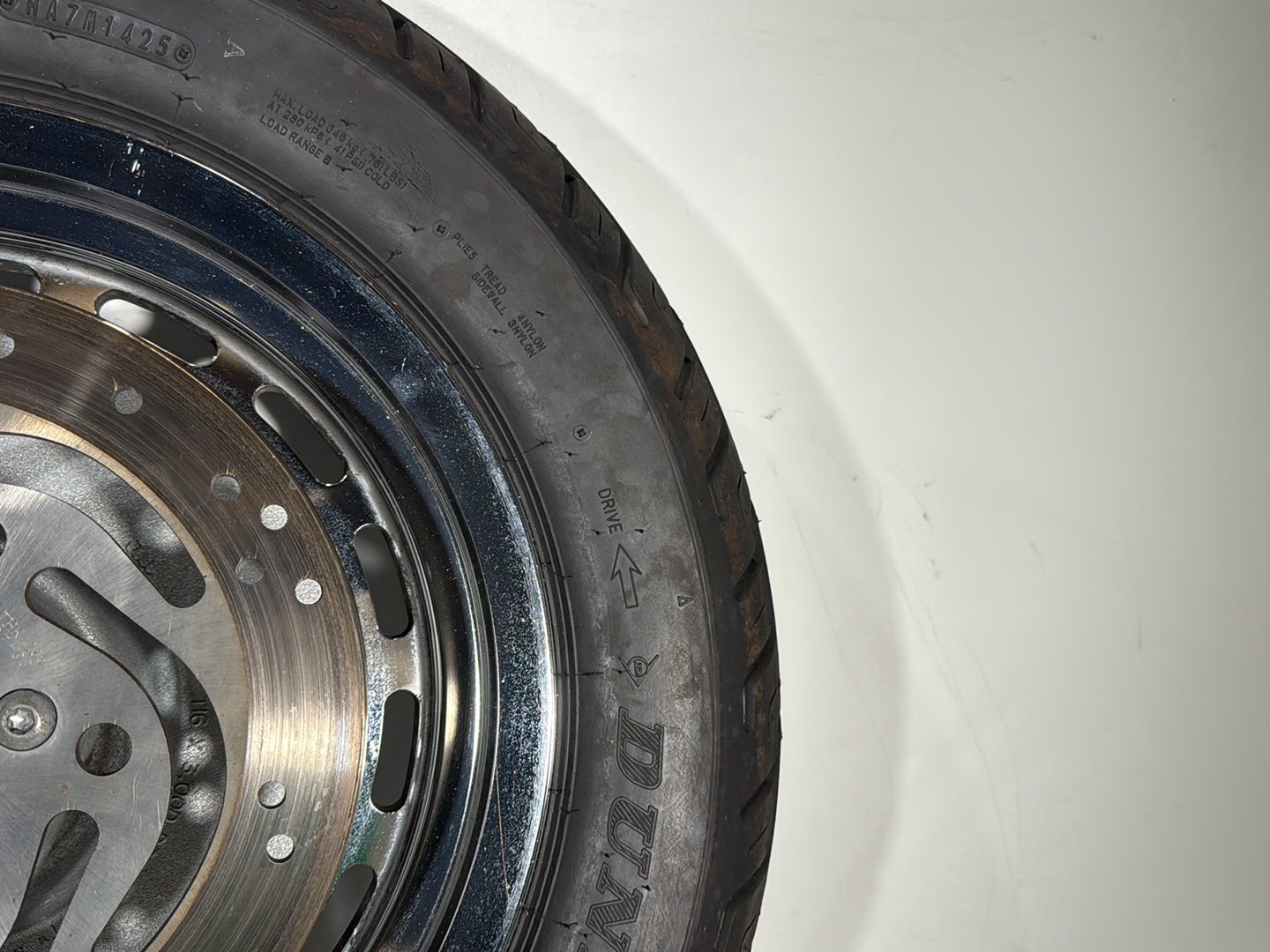 2004 - 2013 Harley-Davidson Sportster 1200 Custom Rear Wheel Rim Tire  	43335-05