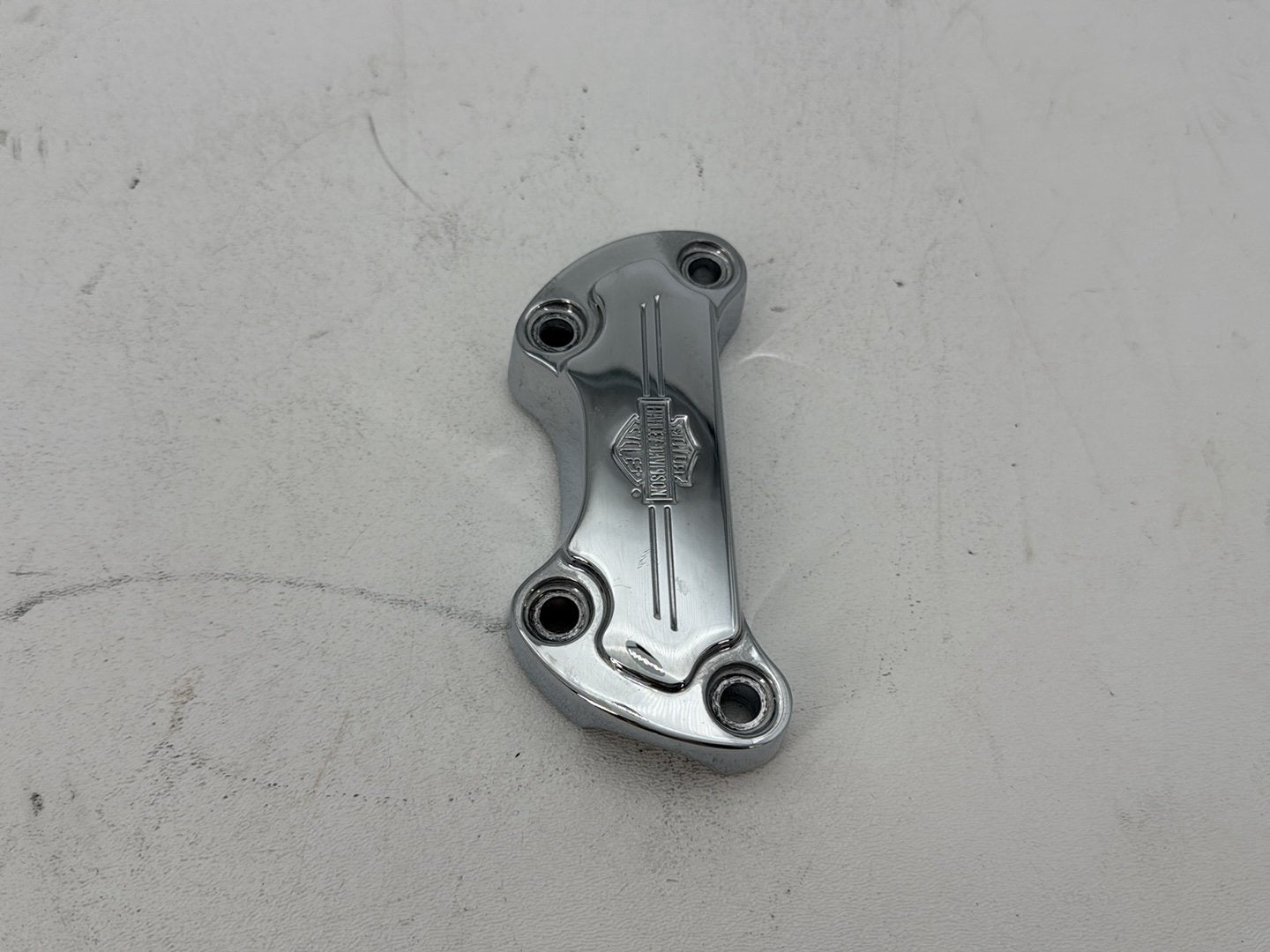 2004 Harley Softail FLSTC Heritage Classic OEM Front Handlebar Riser Top Clamp Chrome