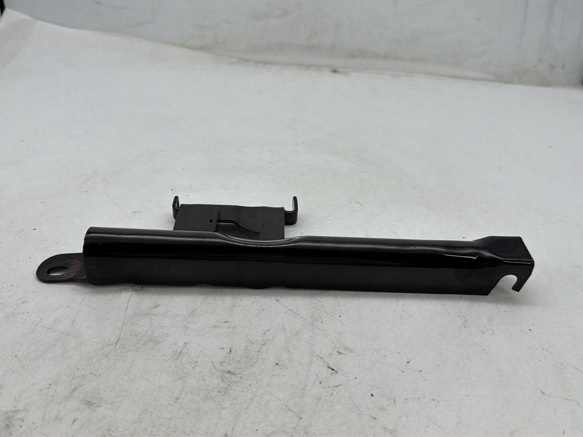 2004 Harley Heritage Softail Classic FLSTCI OEM Seat Bracket Mount Support Mounting