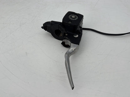 1999 - 2006 Harley-Davidson Touring Electra Glide Classic Front Right Brake Lever Master Cylinder 45013-96D