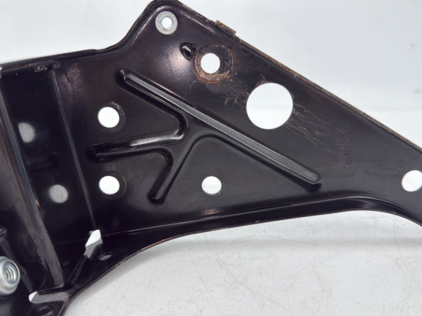 2015 Harley Touring FLHXS Street Glide OEM Inner Fairing Mount Support Bracket
