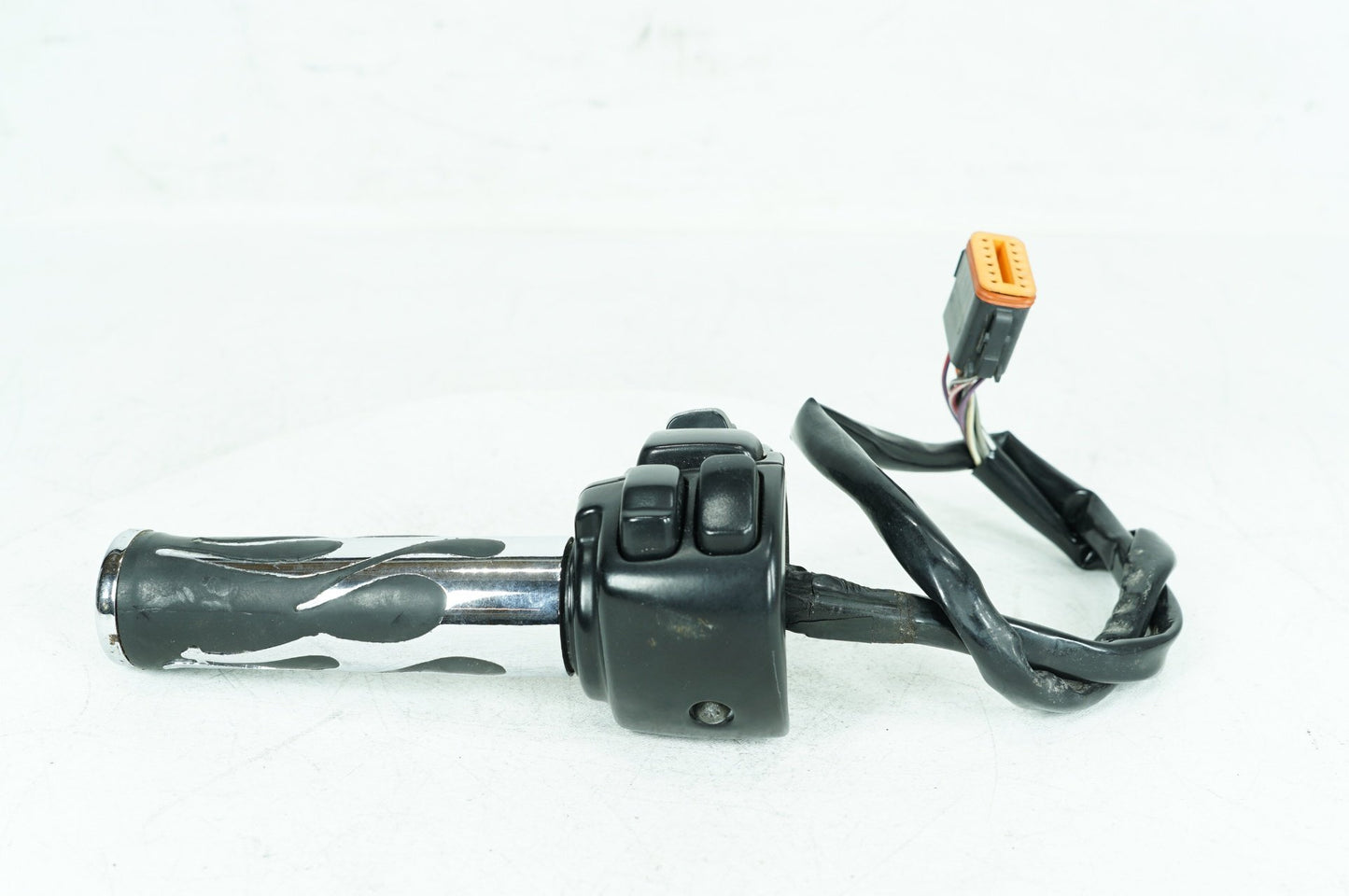 1999 - 2006 Harley-Davidson Touring Electra Glide Classic Right Engine Start Kill Switches Controls 71684-06A