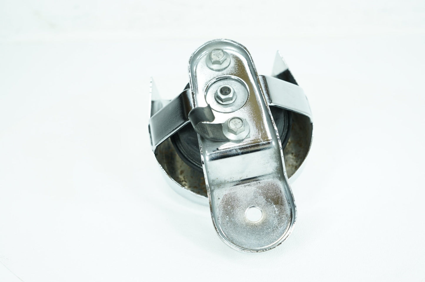 2007 - 2017 Harley-Davidson Dyna Super Glide Custom Horn Signal Klaxon Chrome Cover 69012-93A