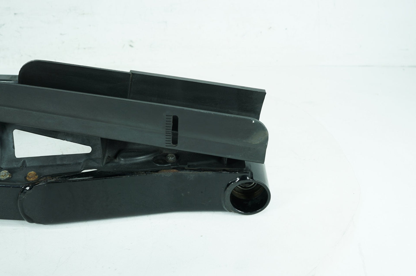 2007 - 2011 Harley-Davidson Touring Road King Classic Rear Fork Swingarm Swing Arm 47549-02A